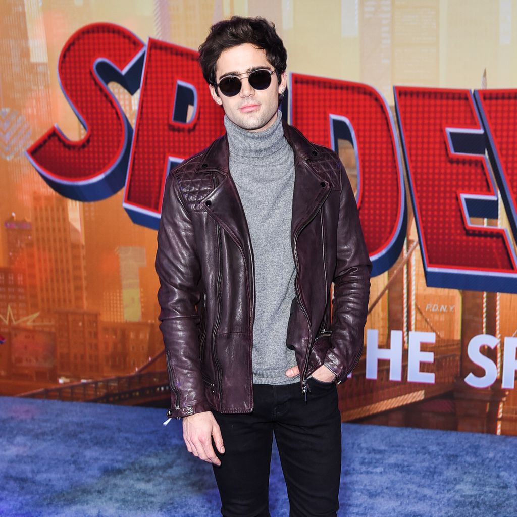 Max Ehrich im Dezember 2018