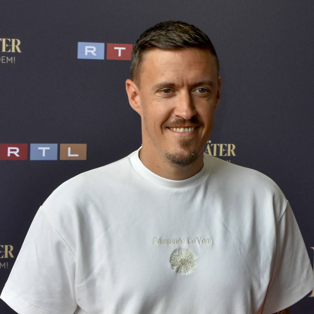 Max Kruse auf dem roten Teppich zur RTL-Show "Die Verräter – Vertraue Niemandem"