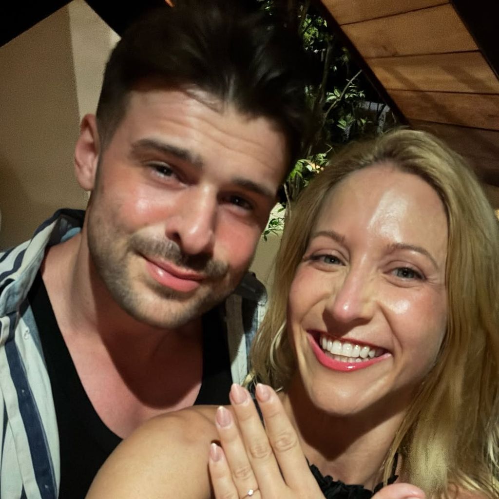 Max Kumptner und Kathrin Menzinger posieren