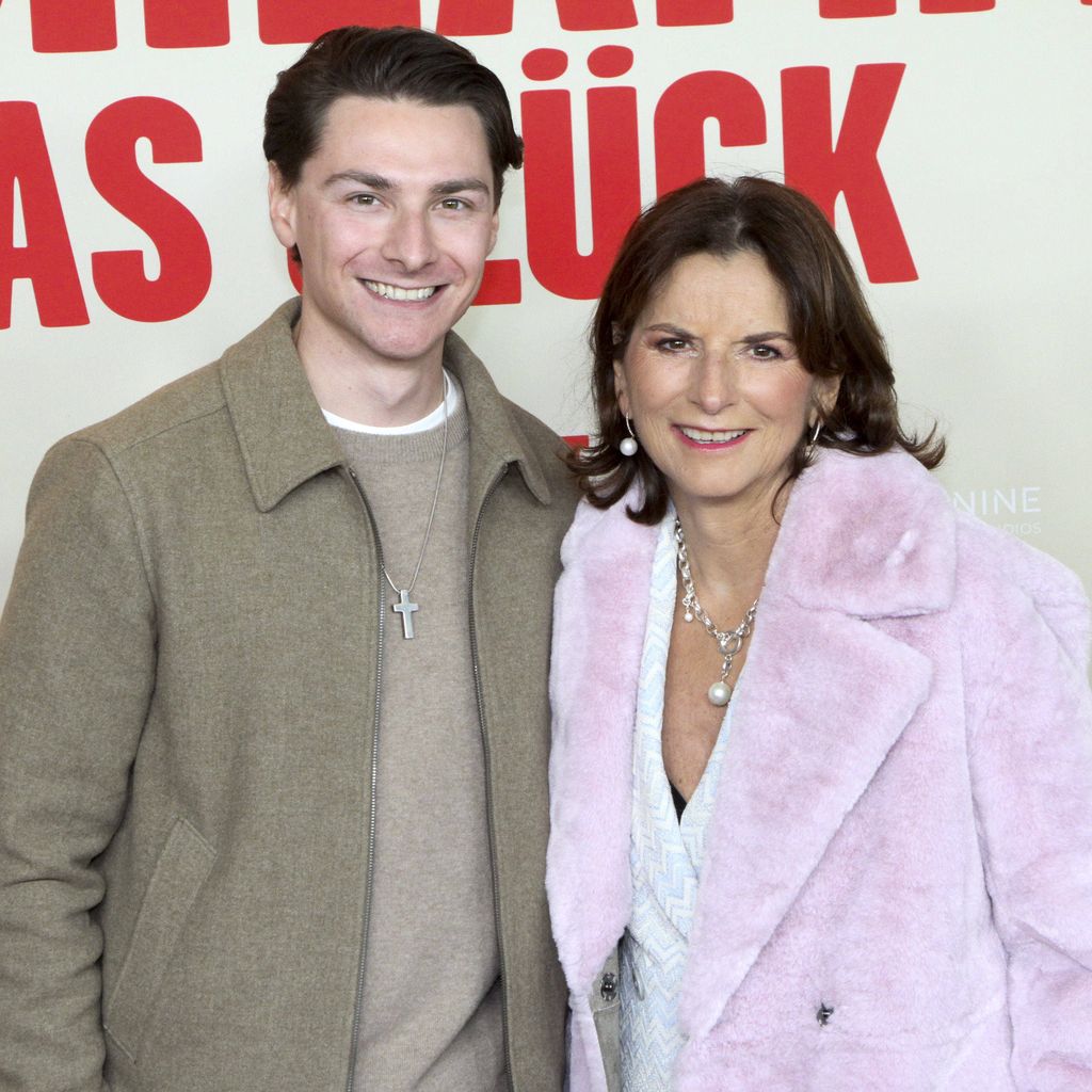 Max Suhr mit Claudia Obert bei der Hamburg-Premiere von "Horst Schlämmer sucht das Glück" im Cinemaxx Dammtor