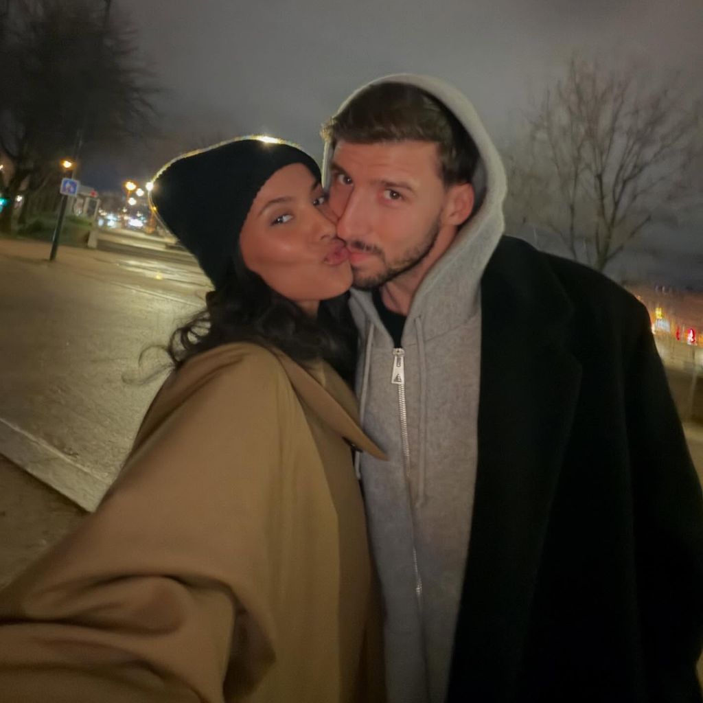 Maya Jama und Rúben Dias, Dezember 2025