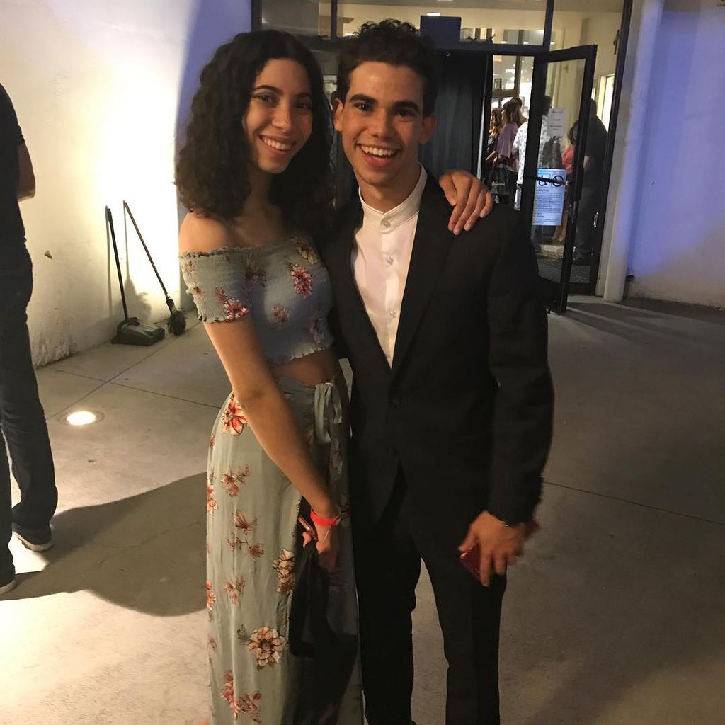 Cameron Boyce mit seiner Schwester Maya im Juli 2017