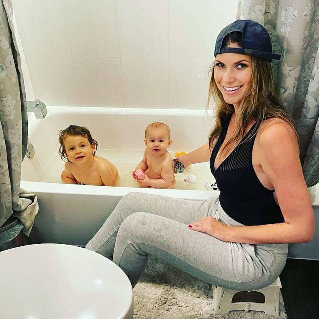 Maya Vander mit ihren Kindern Aiden und Elle