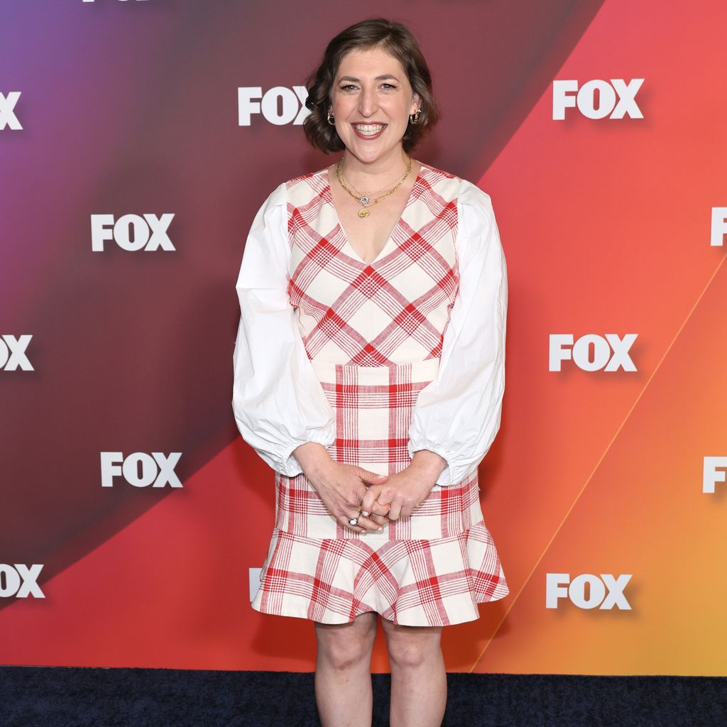 Mayim Bialik, Mai 2022