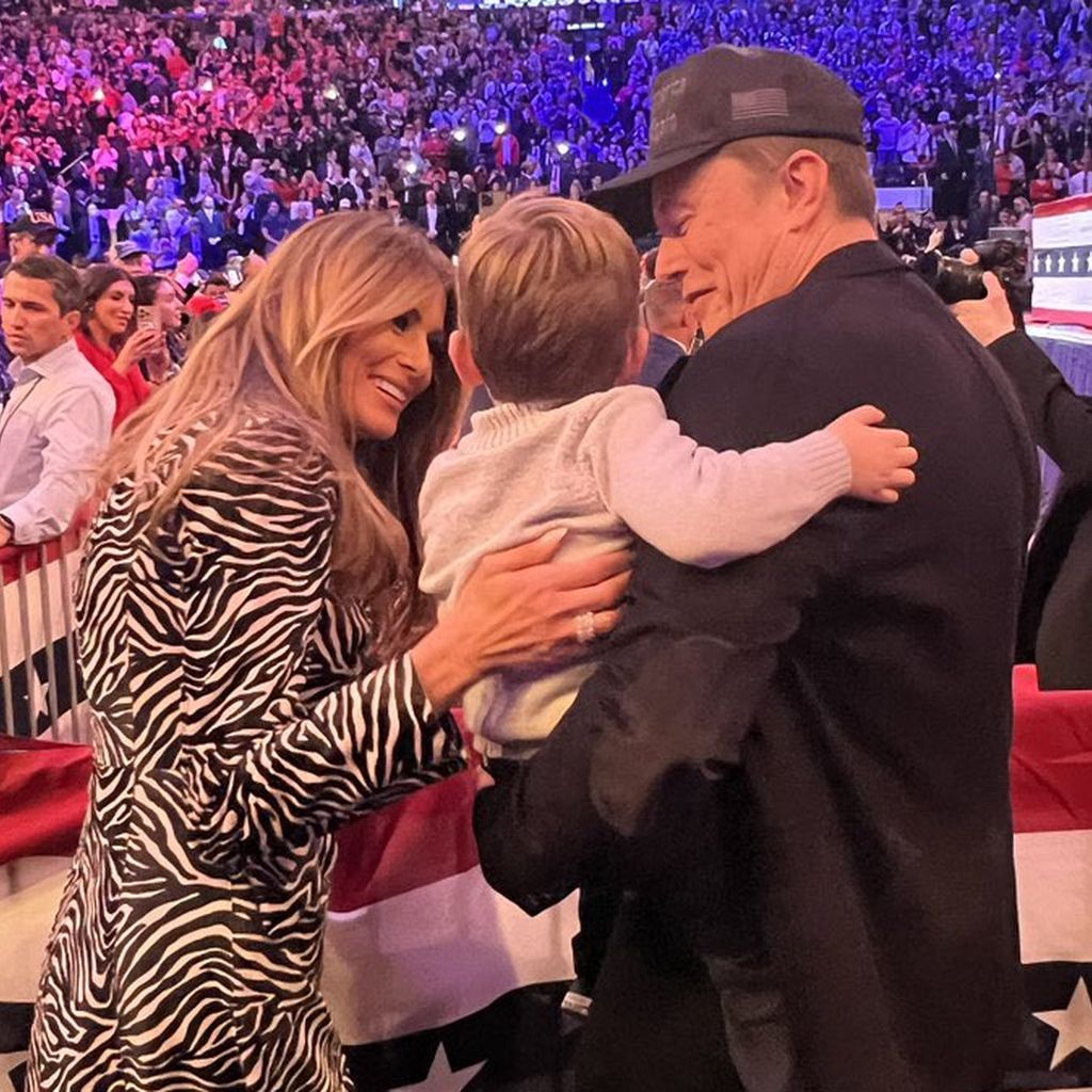 Melania Trump mit Elon Musk und seinem Sohn