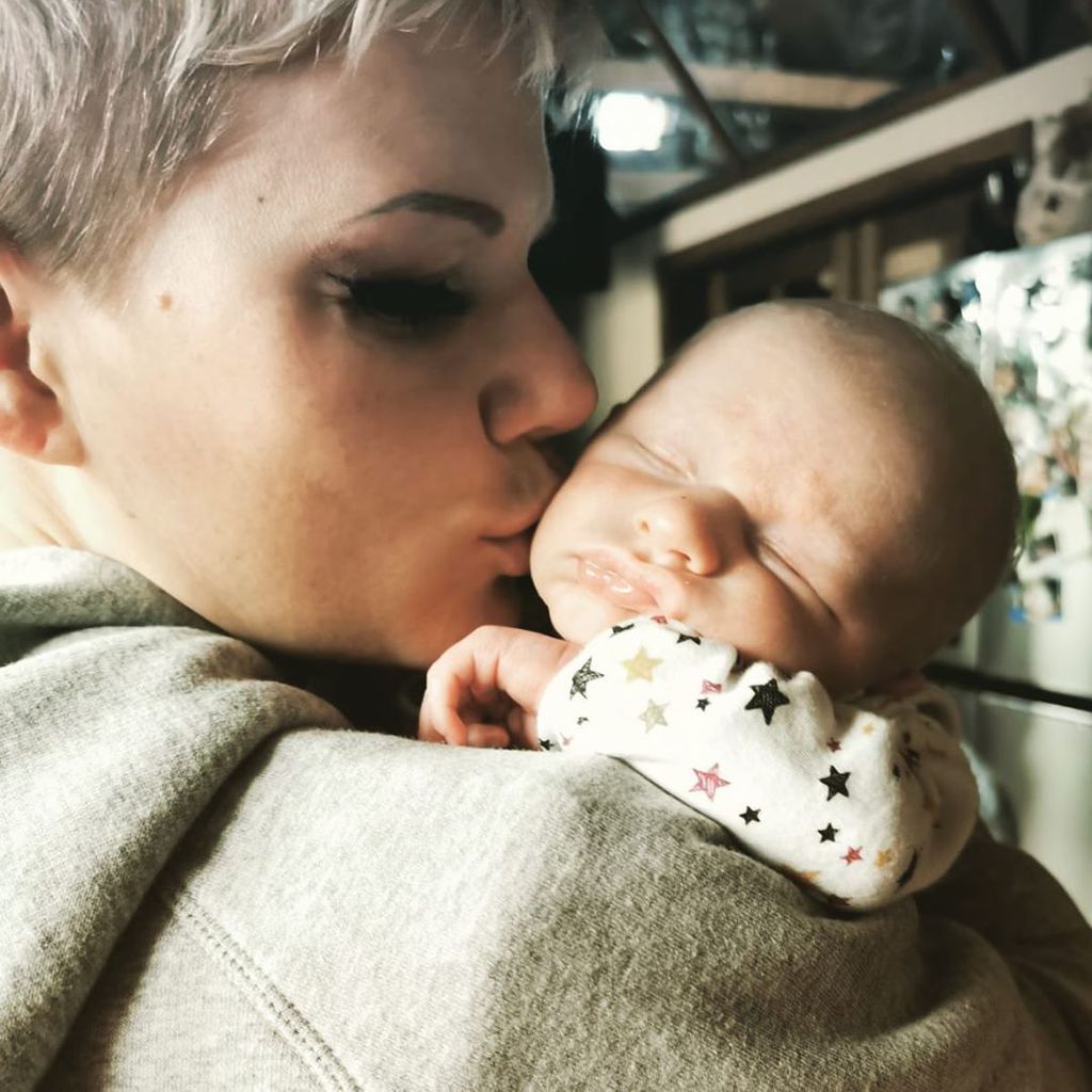 Melanie Müller mit ihrem Sohn