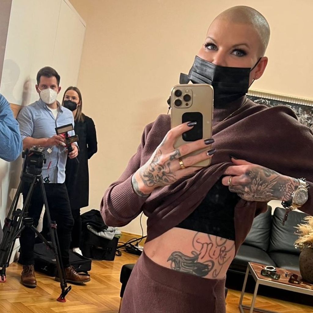 Melanie Müller mit ihrem Partnertattoo
