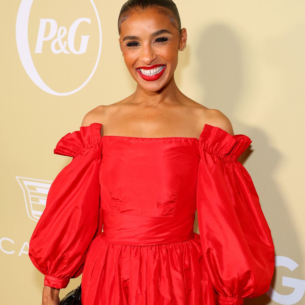 Melody Thornton, Sängerin