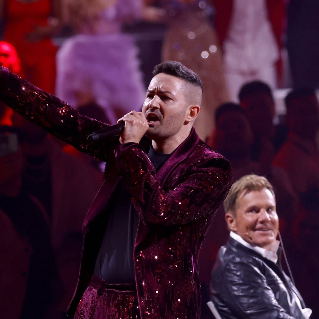 Menderes Bagci und Dieter Bohlen in einer Liveshow bei DSDS 2203