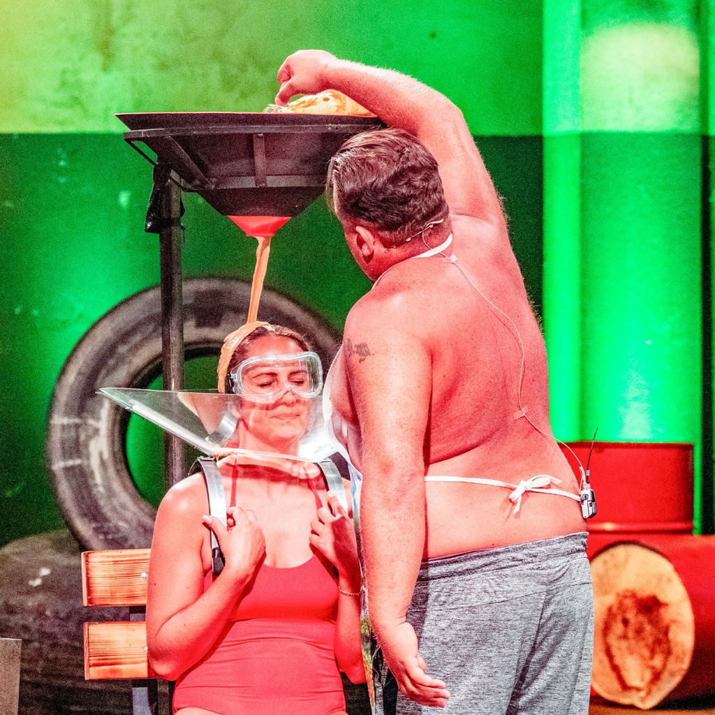 Senay Ak und Menowin Fröhlich bei "Das Sommerhaus der Stars"
