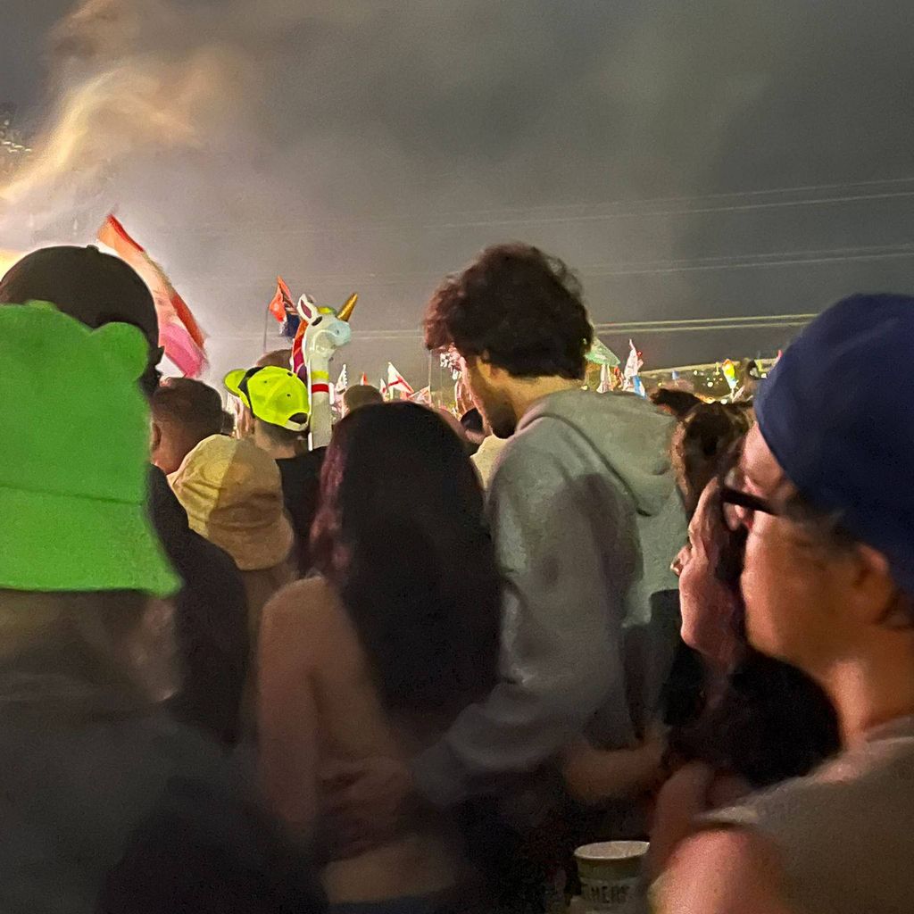 Lorde und Jim E-Stack bei einem Konzert beim Glastonbury Festival, Juni 2025