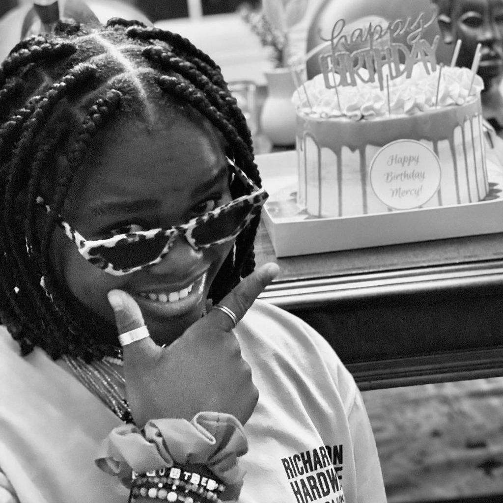 Mercy James an ihrem 15. Geburtstag