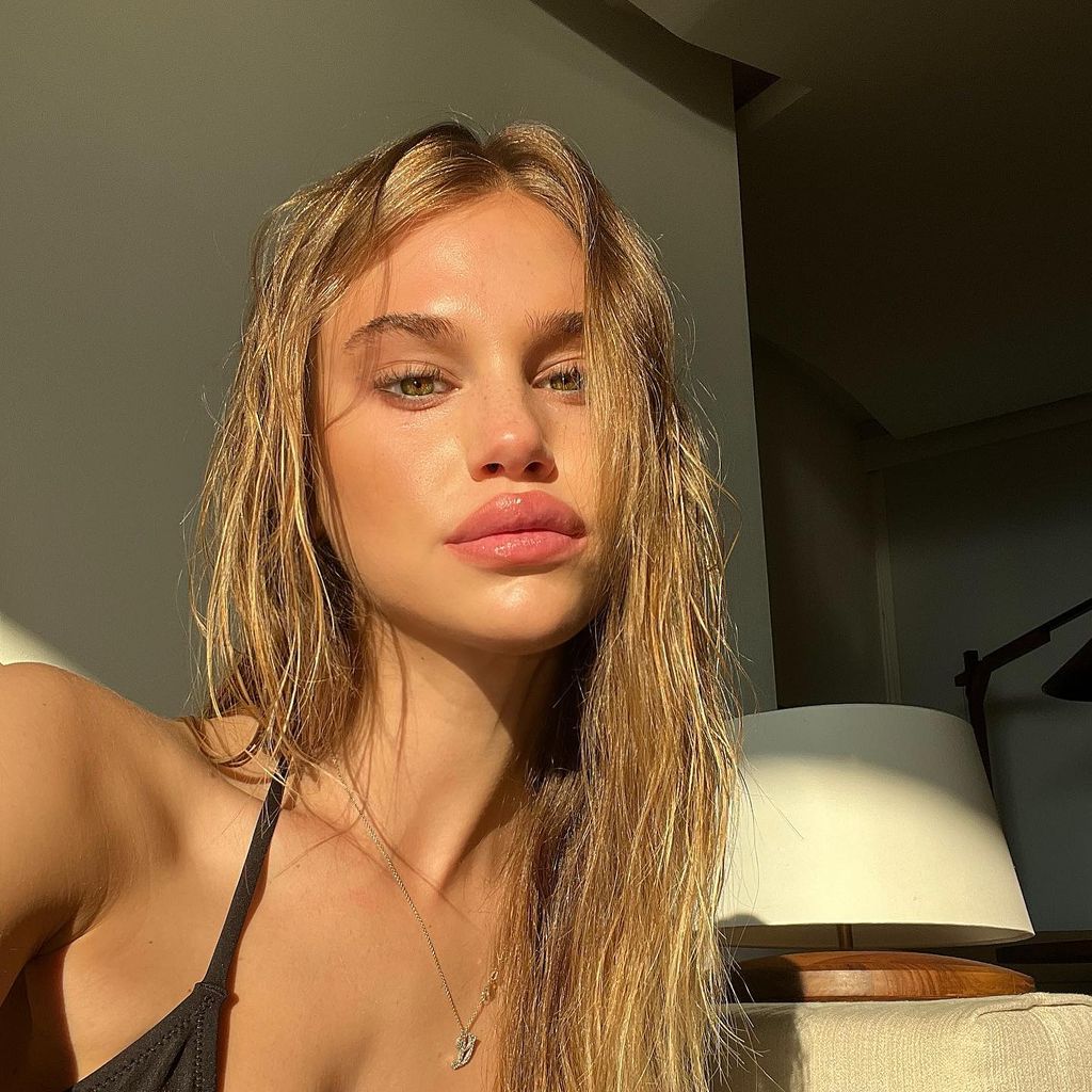 Meredith Mickelson, Ex von Matty Healy