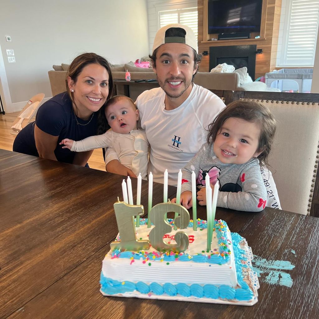 Meredith und Johnny Gaudreau mit ihren Kindern