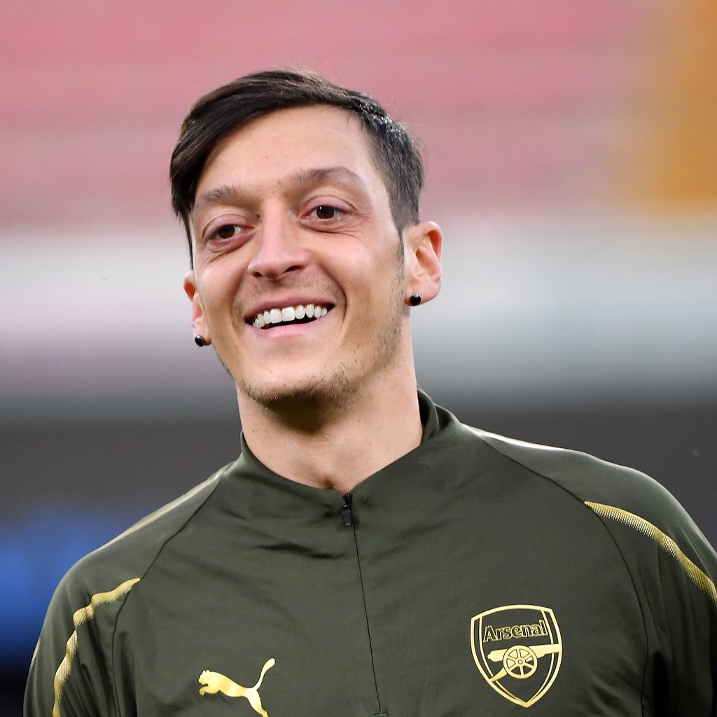 Mesut Özil, Fußballspieler