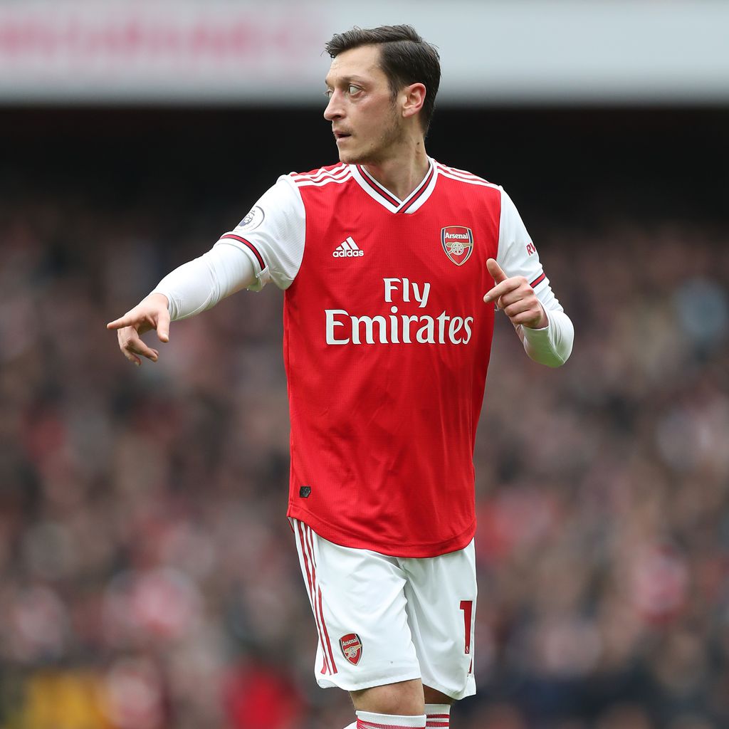 Mesut Özil, Fußballer