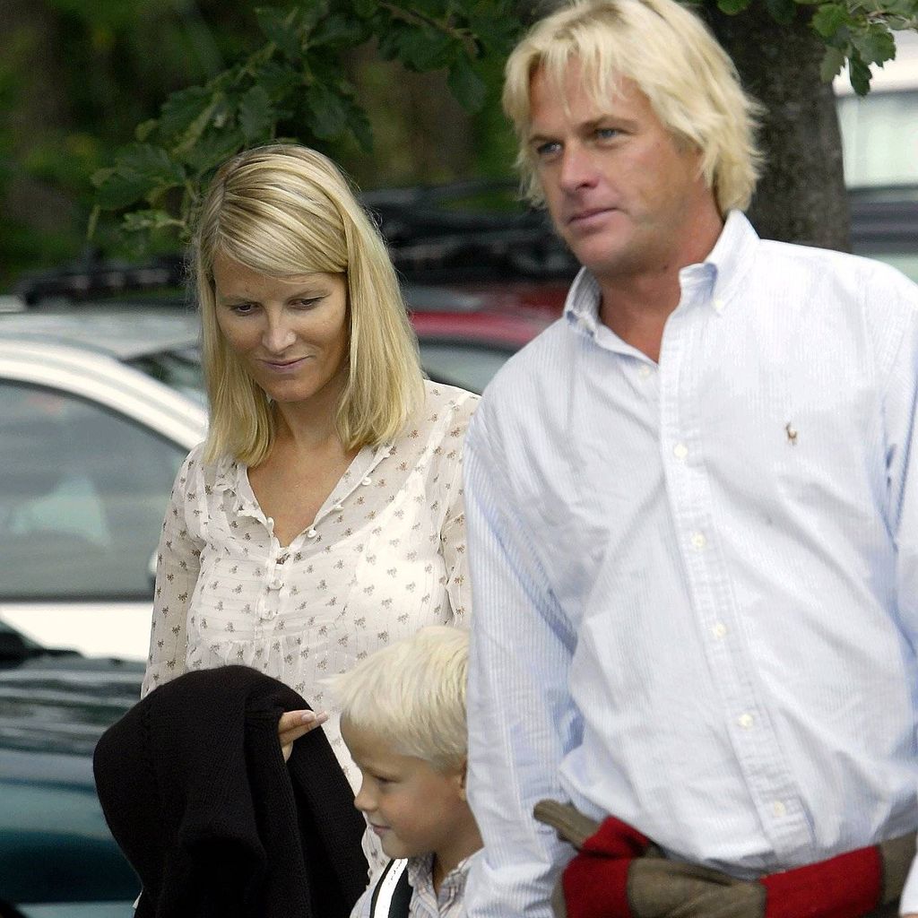 Mette-Marit mit Marius und Morten Borg, August 2003