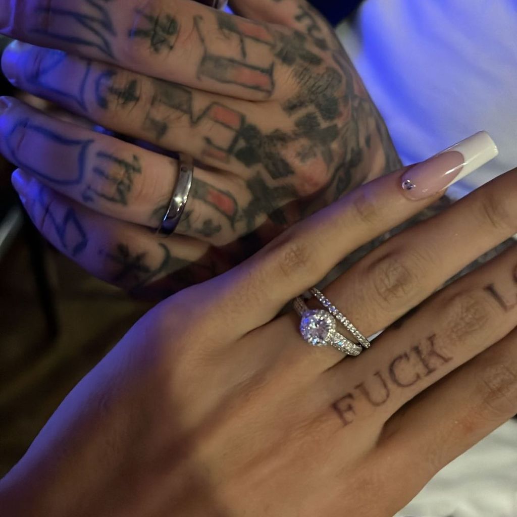 Mia Madisson und Matteos Eheringe