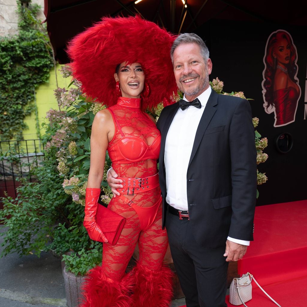 Micaela Schäfer und ihr Partner Dr. Dirk Wiemer, Katja Krasavices Geburtstag im Ballhaus Berlin