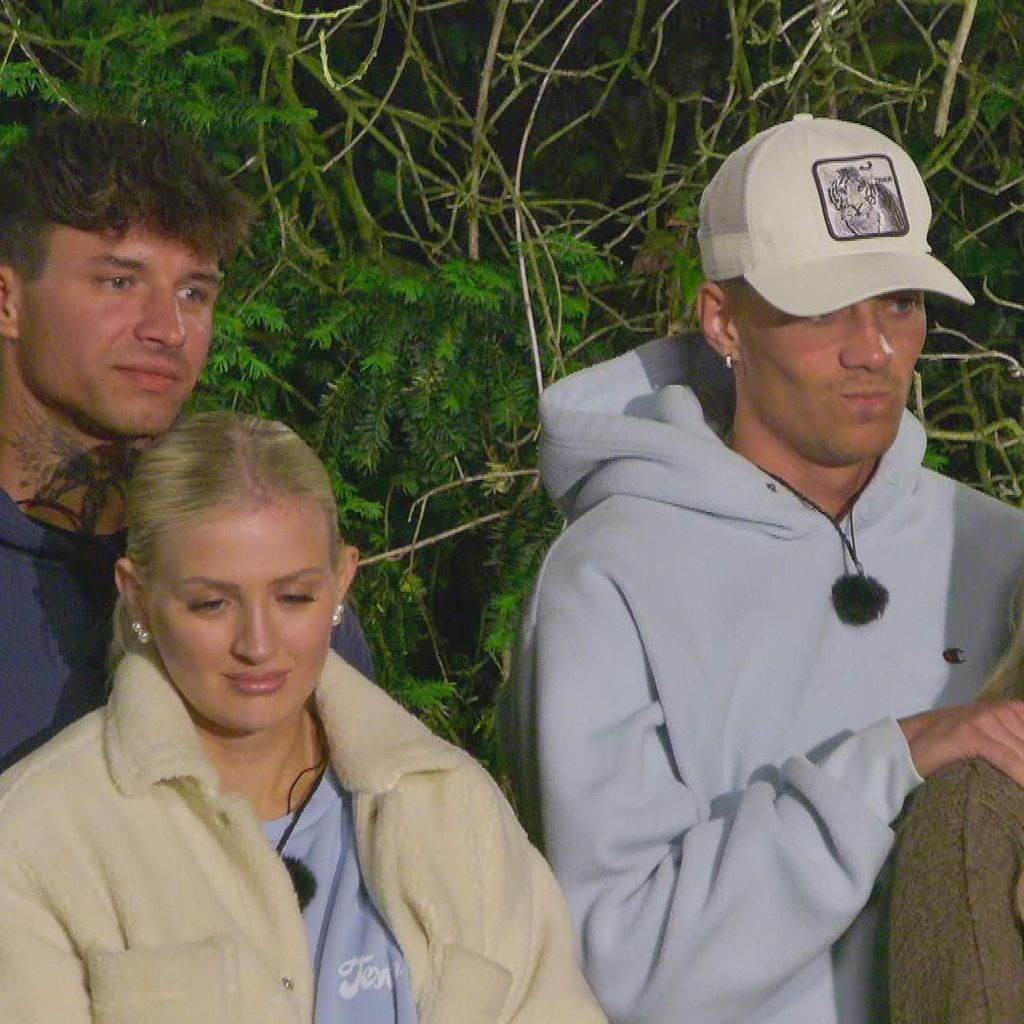 Mich Klotz, Edda Pilz, Ryan Wöhrl und Lina im "Sommerhaus der Stars"