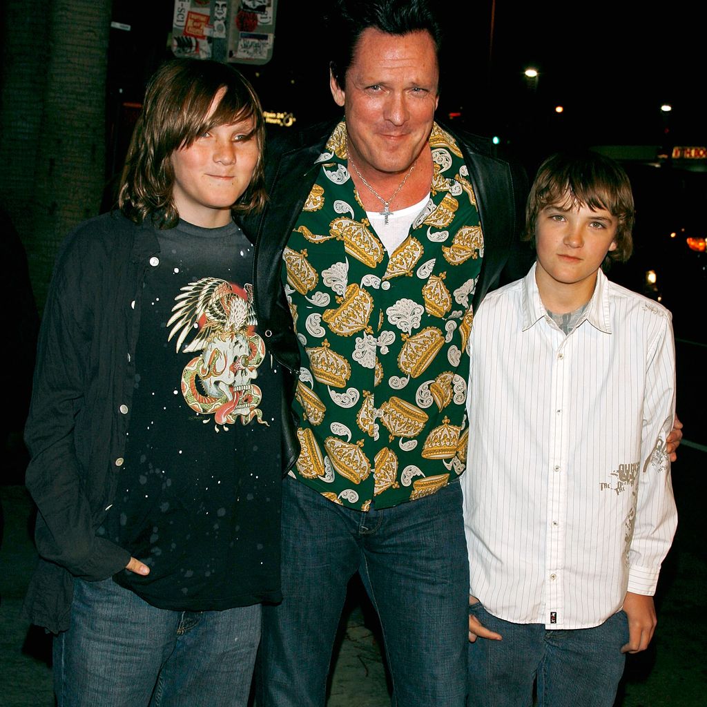 Michael Madsen mit seinen Söhnen Max und Hudson im Februar 2007