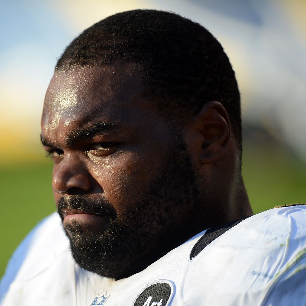 Michael Oher im November 2012