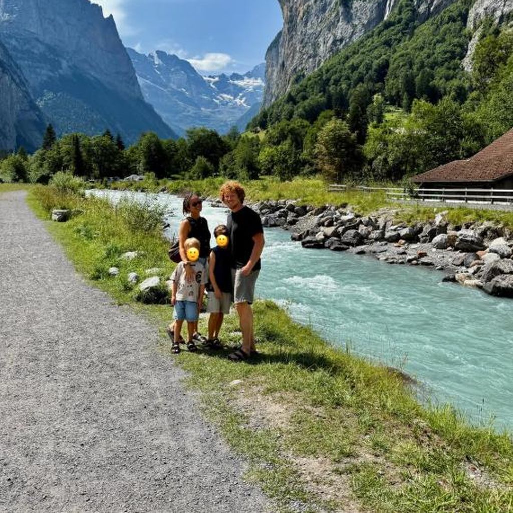 Michael Schulte mit seiner Familie in der Schweiz, Juli 2026