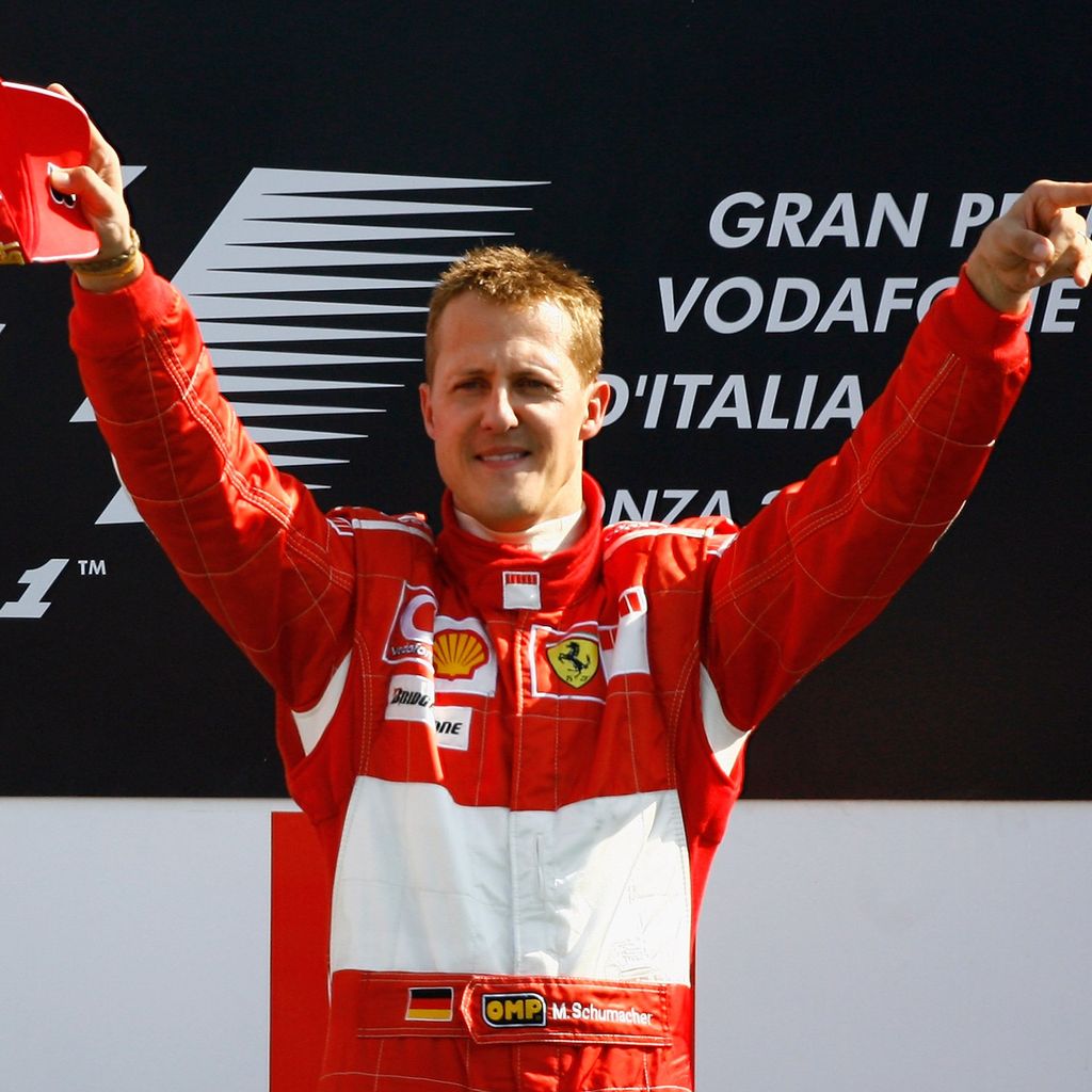 Michael Schumacher feiert seinen Sieg beim Grand Prix in Monza, September 2006