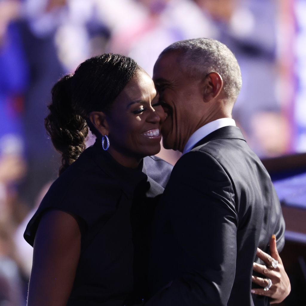 Michelle und Barack Obama im August 2024