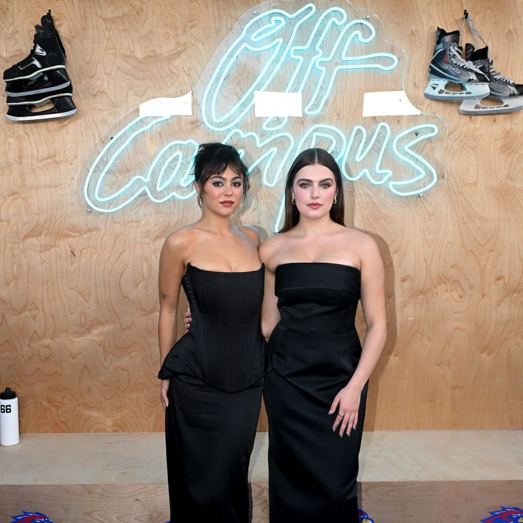 Mika Abdalla und Ella Bright bei der Premiere und After-Party von "Off-Campus" in Los Angeles am 29. April 2026