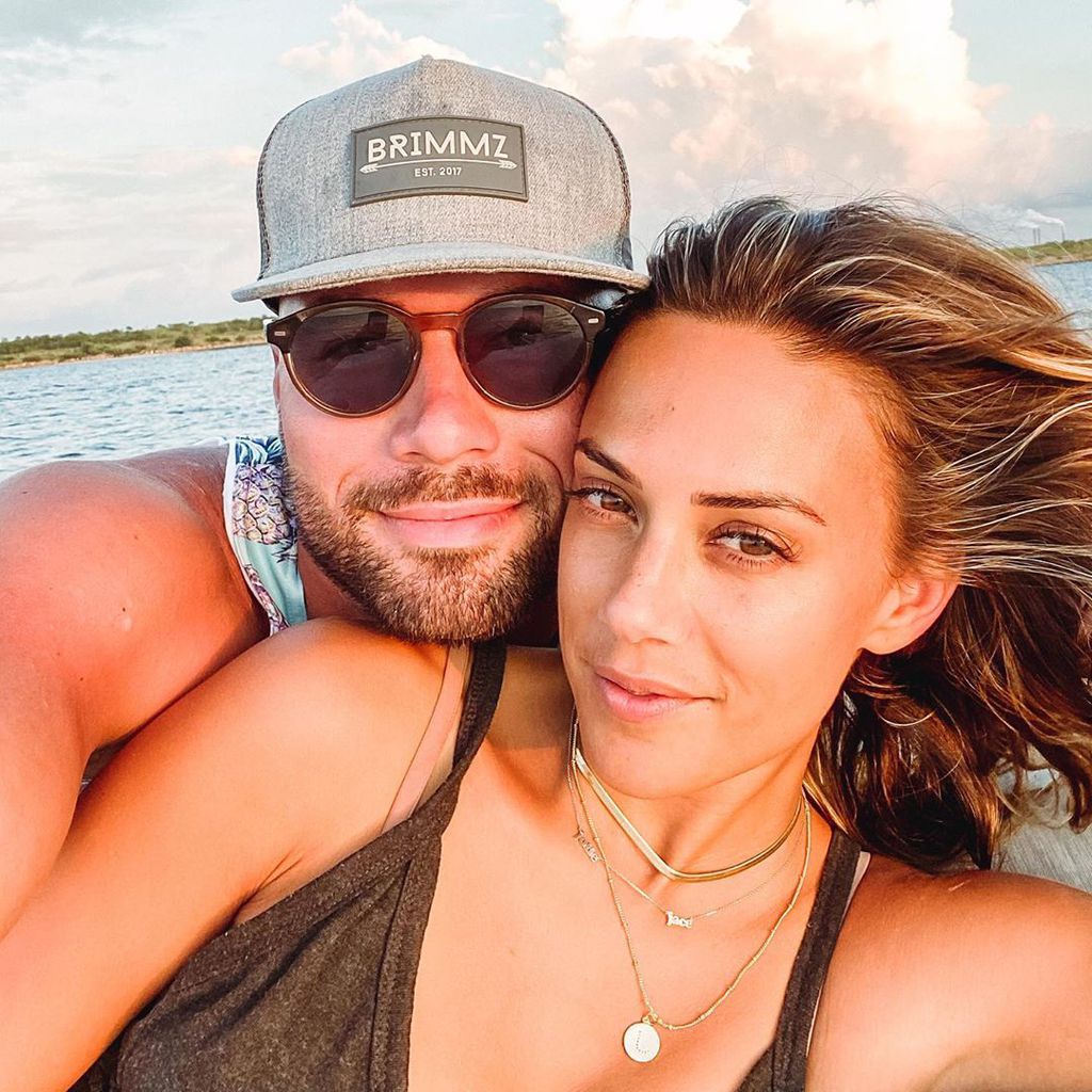 Mike Caussin und Jana Kramer