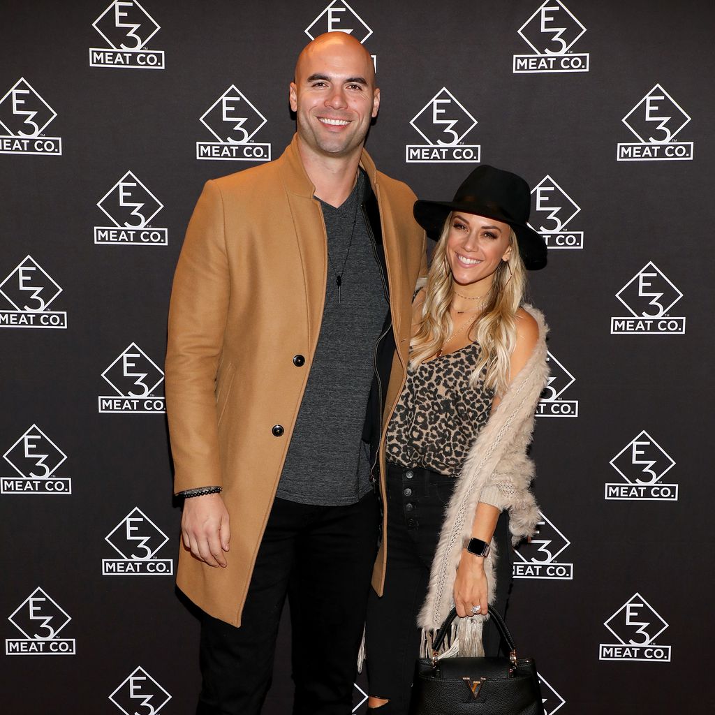 Mike Caussin und Jana Kramer