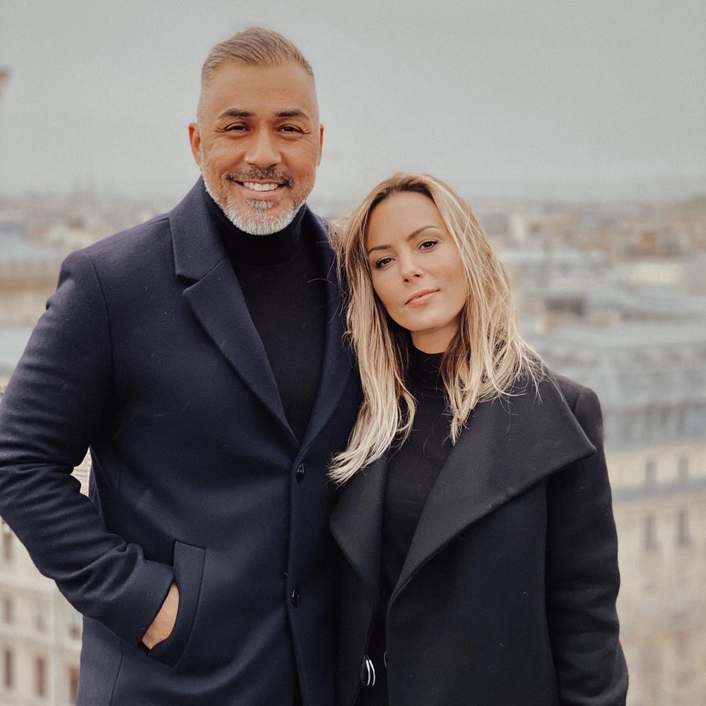 Mike Leon Grosch mit seiner Verlobten Daniela in Paris