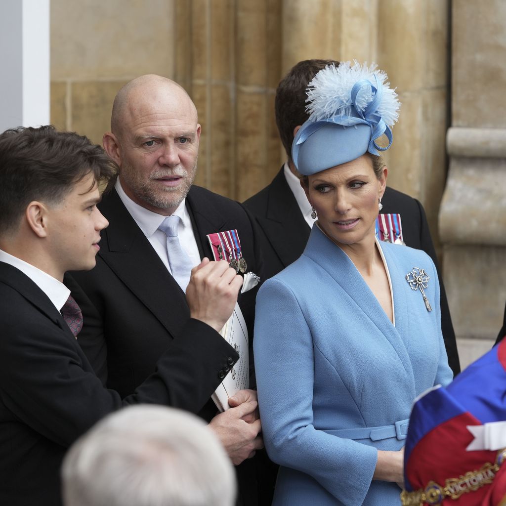 Mike mit seiner Frau Zara Tindall bei der Krönung von König Charles