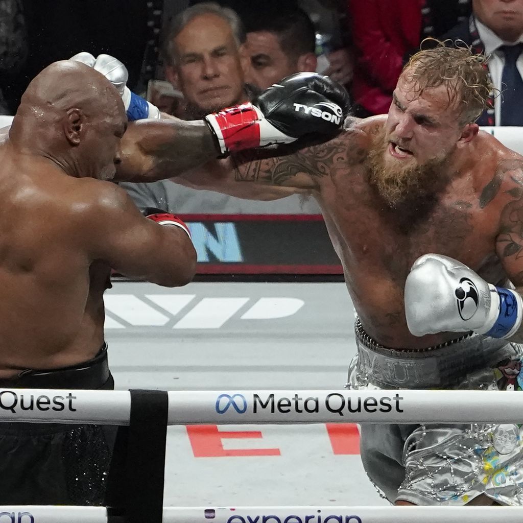 Mike Tyson und Jake Paul beim Boxkampf, November 2024