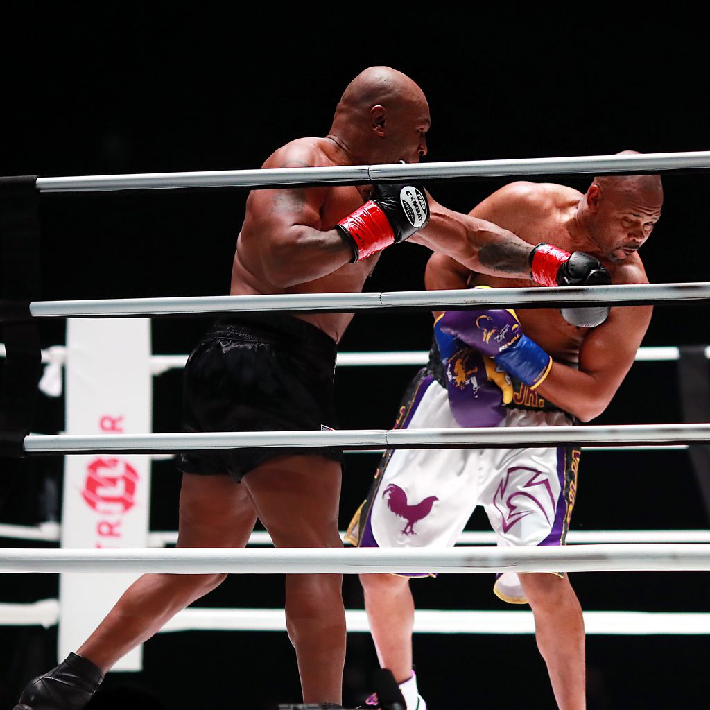 Mike Tyson und Roy Jones Jr. im Staples Center in Los Angeles