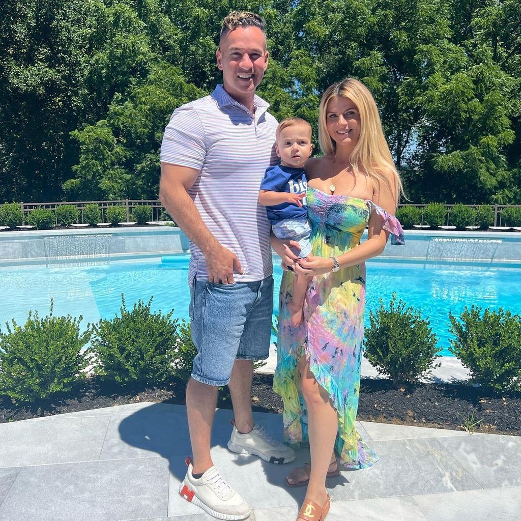 Mike und Lauren Sorrentino mit ihrem Sohn, Juli 2022