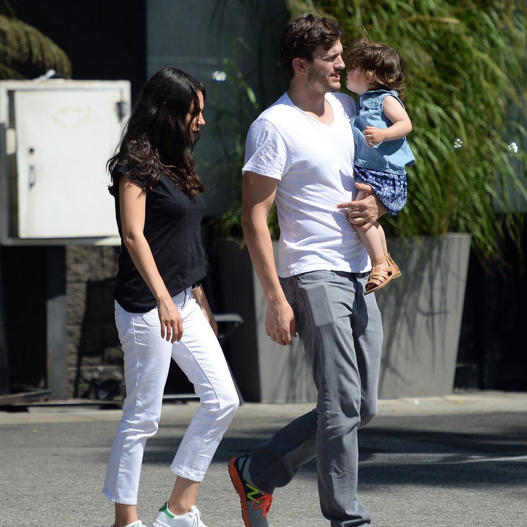 Mila Kunis und Ashton Kutcher mit Tochter Wyatt