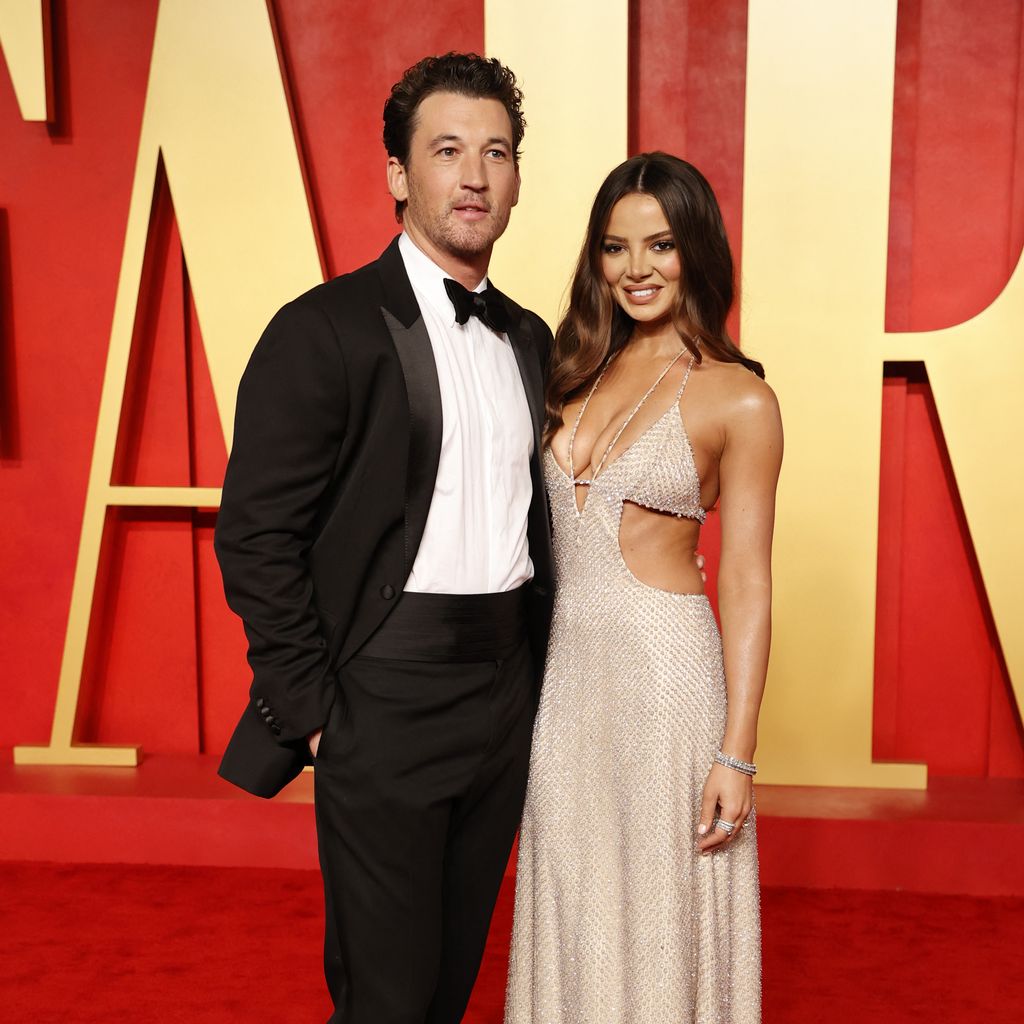 Miles Teller und Keleigh Sperry bei der Vanity Fair Oscar Party 2024
