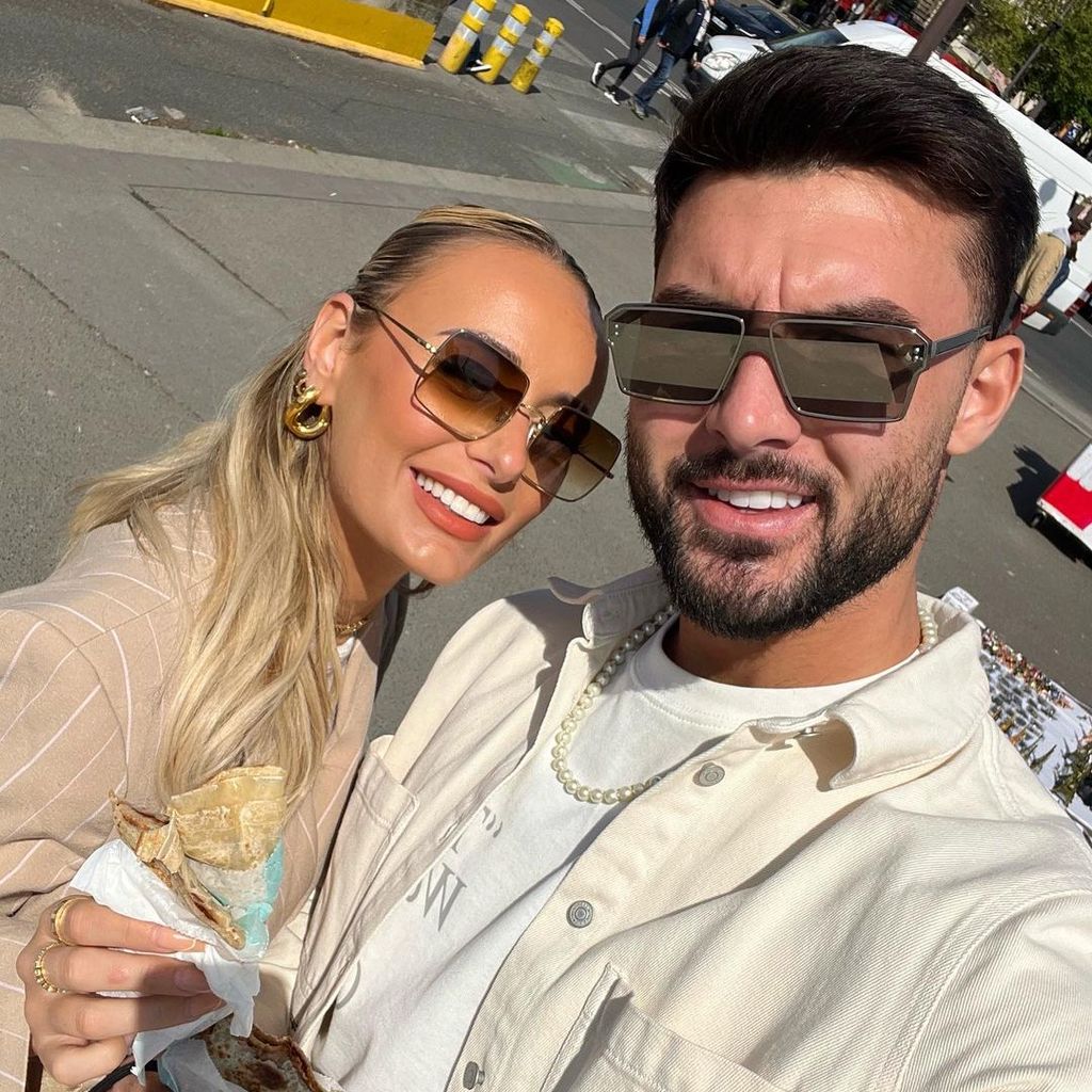 Millie Court und Liam Reardon im April 2022