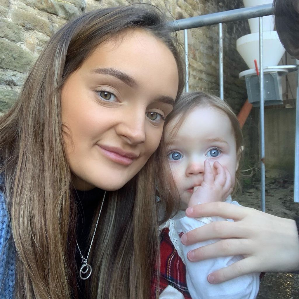 Millie und Ophelia Radford, Dezember 2021