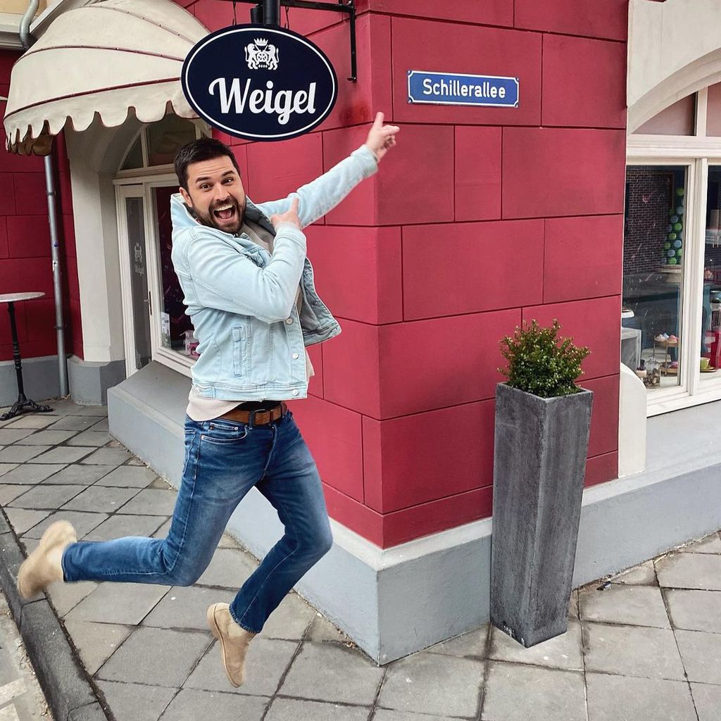 Miloš Vuković am "Unter uns"-Set