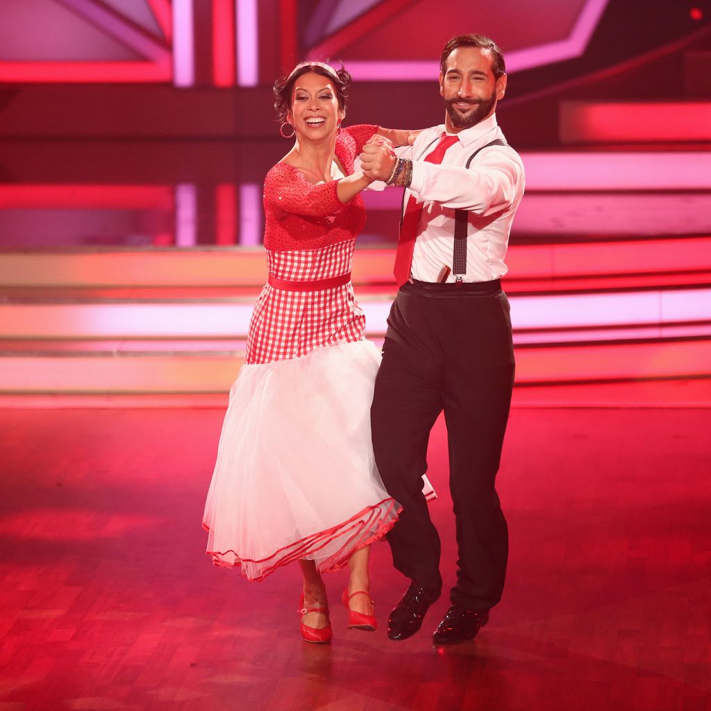 Minh-Khai Phan-Thi und Massimo Sinató bei "Let's Dance" 2015