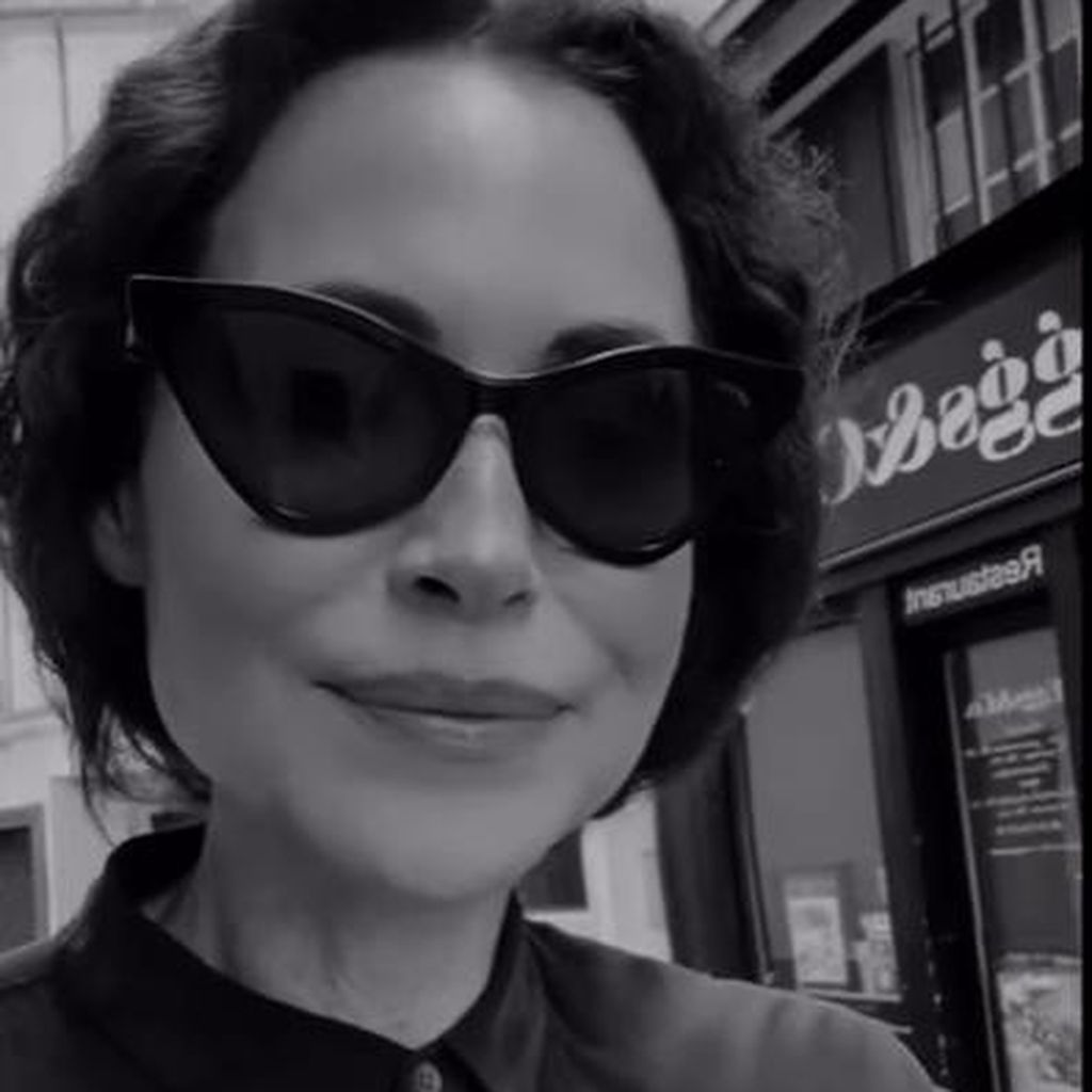 Minnie Driver nimmt ein Video auf