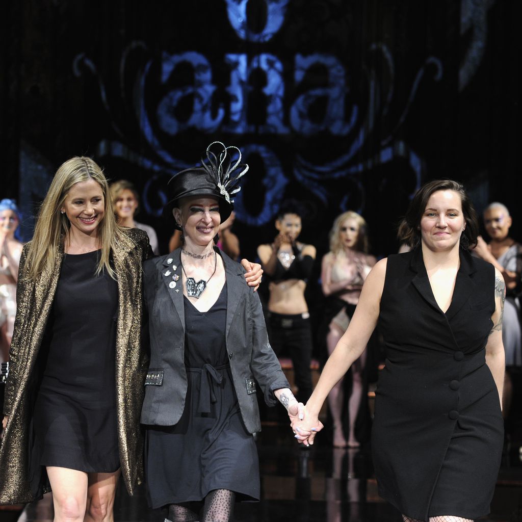 Mira Sorvino, Champagne Joy & Dana Donofree bei der AnaOno-Show auf der New York Fashion Week 2017