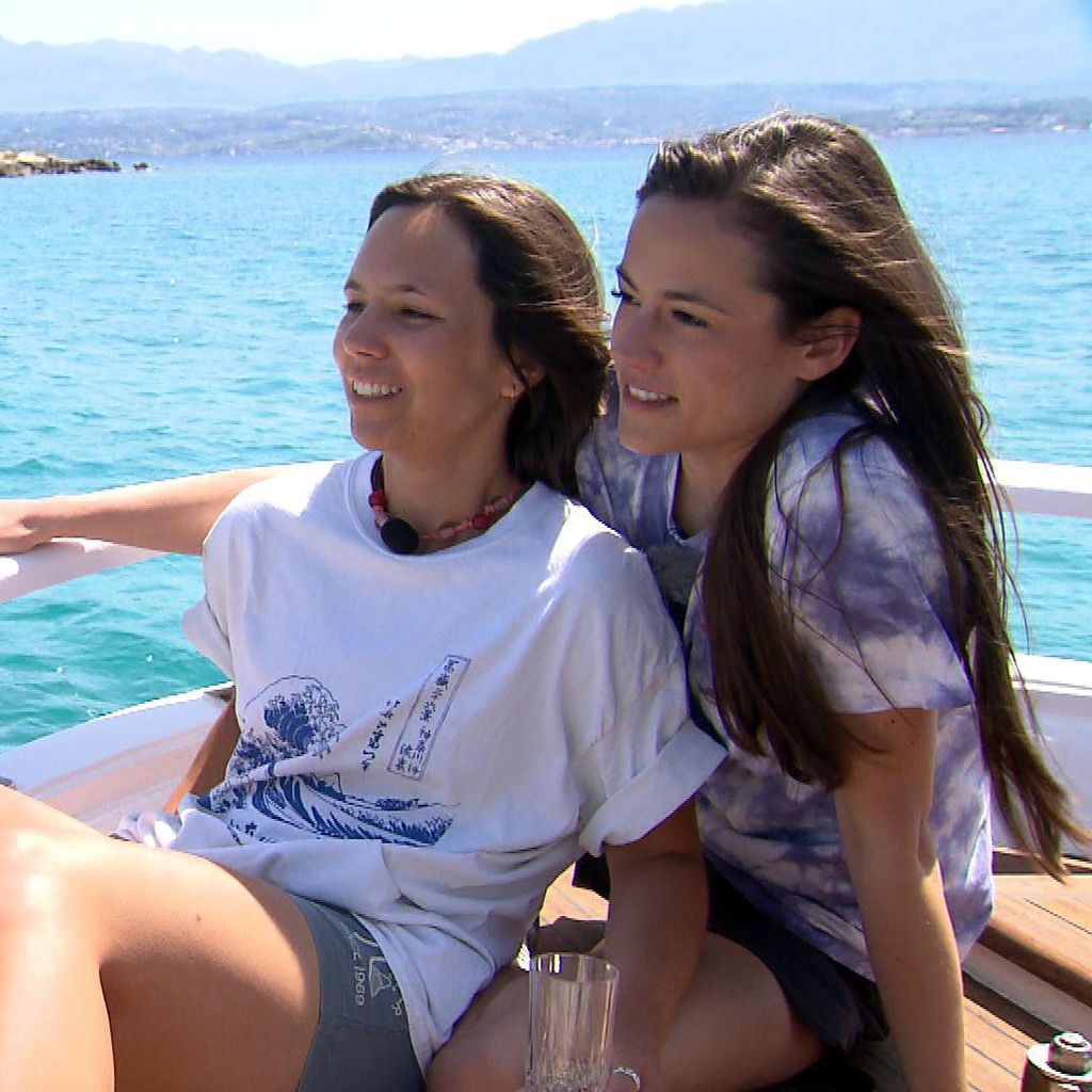 Miri und Irina bei "Princess Charming"