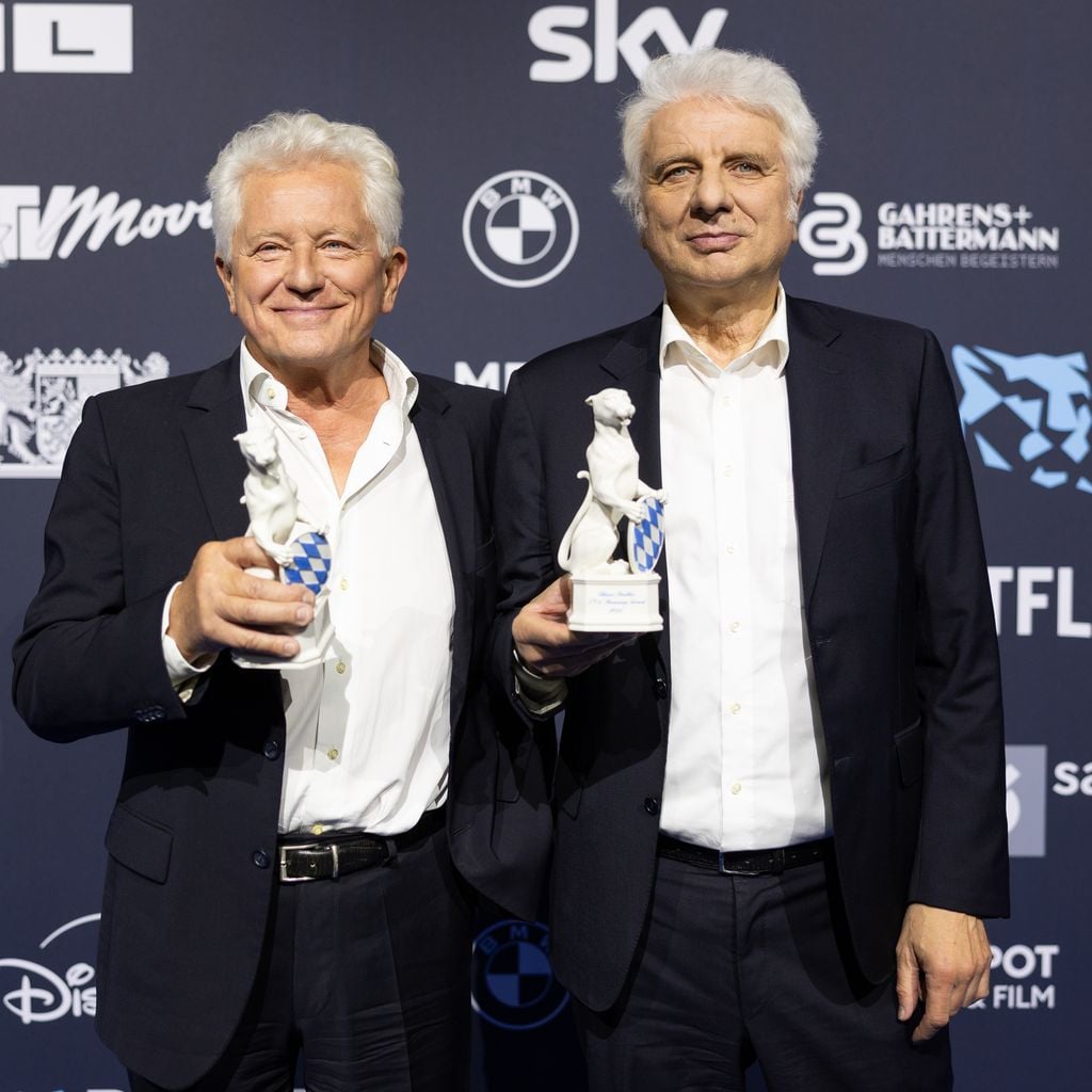 Miroslav Nemec und Udo Wachtveitl mit ihren Auszeichnungen