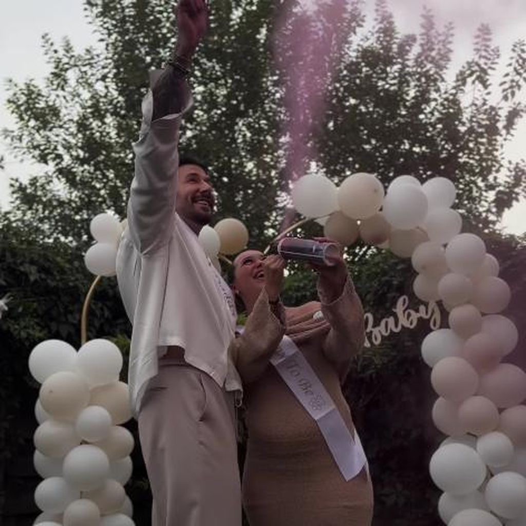 Mischa Mayer und seine Freundin Vanessa im September 2024