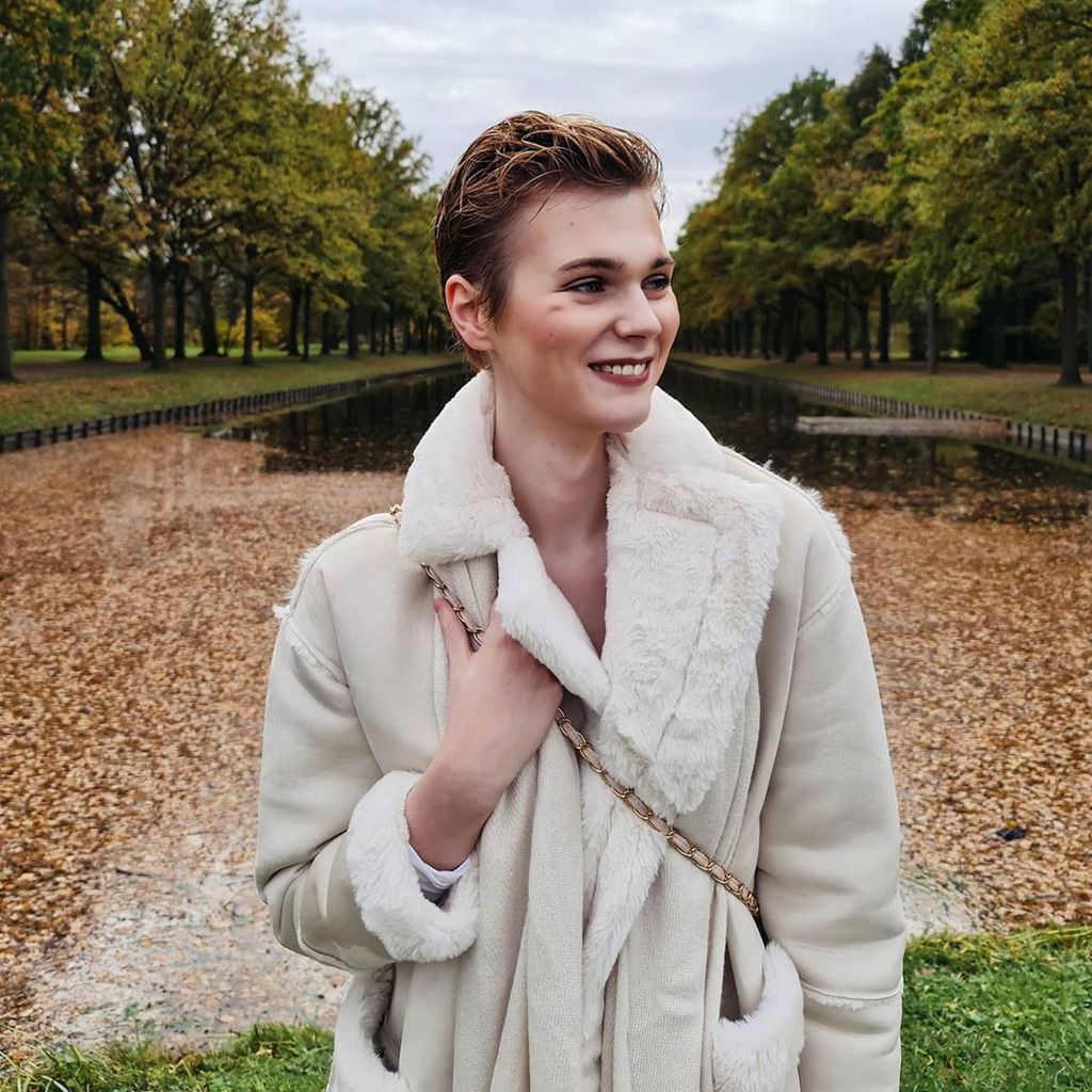 Model Lucy Hellenbrecht