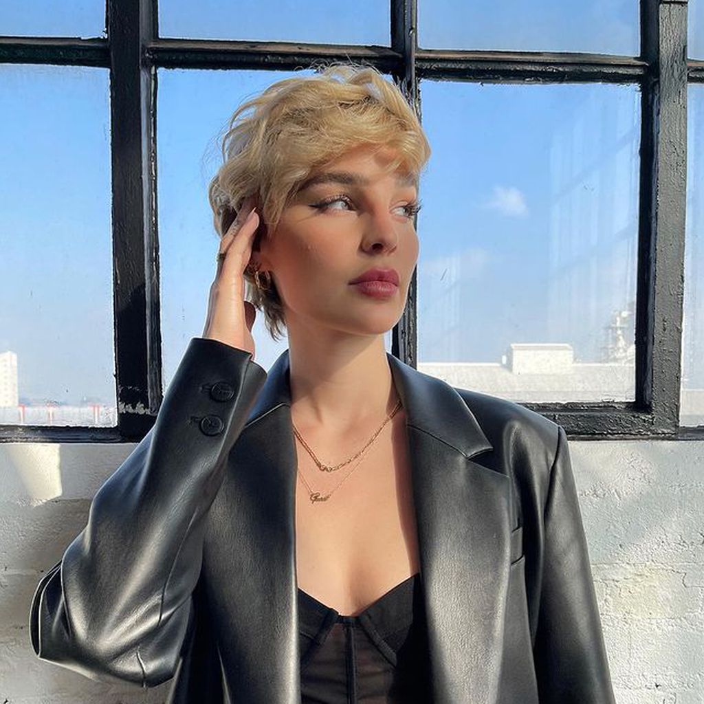 Model Mareike Beluga
